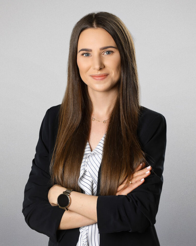 Knapkiewicz - Krzeczkowska Sandra